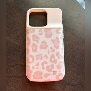 Velvet Caviar iPhone 13/ 13 Pro Blush Leopard IPhone Charging Case